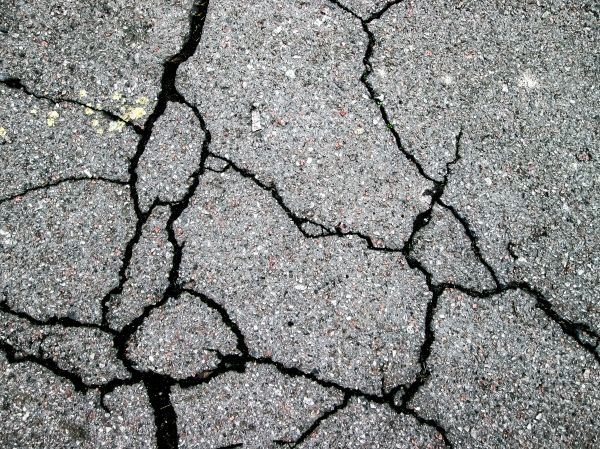 Driveway Crack Filling in Hot Springs National Park